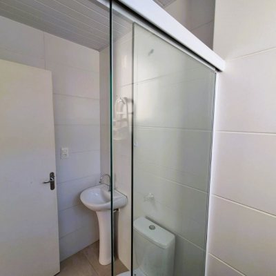 Apartamentos com 49m², 2 quartos, 1 garagem, no bairro Praia De Fora em Palhoça