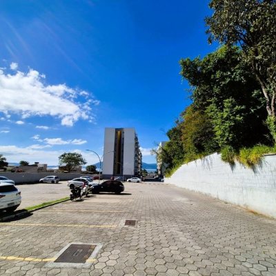 Apartamentos com 49m², 2 quartos, 1 garagem, no bairro Praia De Fora em Palhoça