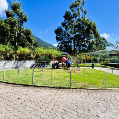 Apartamentos com 49m², 2 quartos, 1 garagem, no bairro Praia De Fora em Palhoça