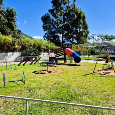 Apartamentos com 49m², 2 quartos, 1 garagem, no bairro Praia De Fora em Palhoça