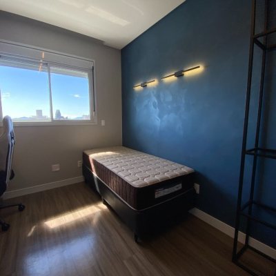 Apartamentos com 111m², 3 quartos (sendo 2 suítes), 2 garagens, no bairro Canto em Florianópolis