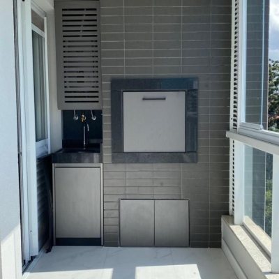 Apartamentos com 111m², 3 quartos (sendo 2 suítes), 2 garagens, no bairro Canto em Florianópolis