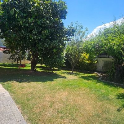 Casa Residencial com 130m², 3 quartos (sendo 1 suíte), 1 garagem, no bairro Rio Tavares em Florianópolis