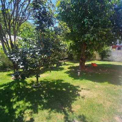 Casa Residencial com 130m², 3 quartos (sendo 1 suíte), 1 garagem, no bairro Rio Tavares em Florianópolis