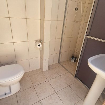 Casa Residencial com 130m², 3 quartos (sendo 1 suíte), 1 garagem, no bairro Rio Tavares em Florianópolis