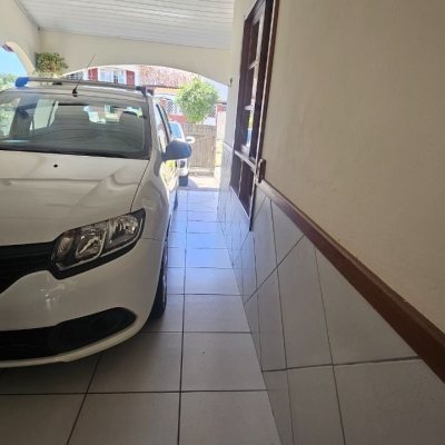 Casa Residencial com 130m², 3 quartos (sendo 1 suíte), 1 garagem, no bairro Rio Tavares em Florianópolis