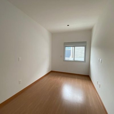 Apartamentos com 52m², 1 quarto, 2 garagens, no bairro Itacorubi em Florianópolis