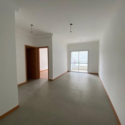 Apartamentos com 52m², 1 quarto, 2 garagens, no bairro Itacorubi em Florianópolis