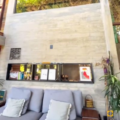 Casa Residencial com 362m², 3 quartos (sendo 1 suíte), 2 garagens, no bairro Rio Tavares em Florianópolis