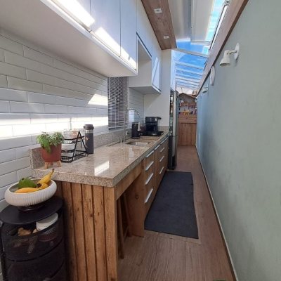 Apartamentos com 99m², 3 quartos (sendo 2 suítes), 1 garagem, no bairro Ingleses em Florianópolis