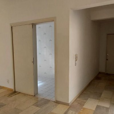 Cobertura com 252m², 3 quartos (sendo 1 suíte), 2 garagens, no bairro Centro em Florianópolis