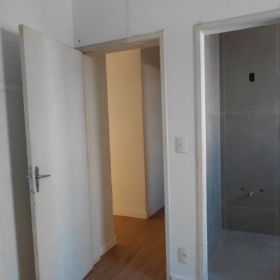 Cobertura com 252m², 3 quartos (sendo 1 suíte), 2 garagens, no bairro Centro em Florianópolis