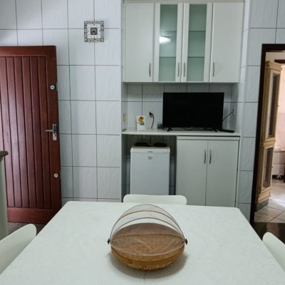 Casa Residencial com 139m², 3 quartos (sendo 1 suíte), 2 garagens, no bairro Jardim Atlântico em Florianópolis