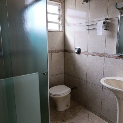 Casa Residencial com 139m², 3 quartos (sendo 1 suíte), 2 garagens, no bairro Jardim Atlântico em Florianópolis