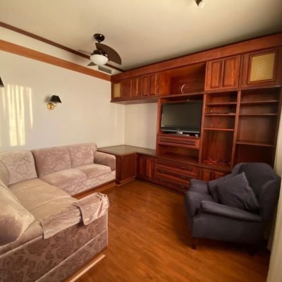 Apartamentos com 283m², 3 quartos (sendo 2 suítes), 2 garagens, no bairro Beira Mar em Florianópolis