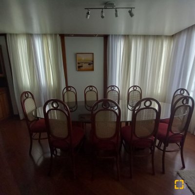 Apartamentos com 283m², 3 quartos (sendo 2 suítes), 2 garagens, no bairro Beira Mar em Florianópolis
