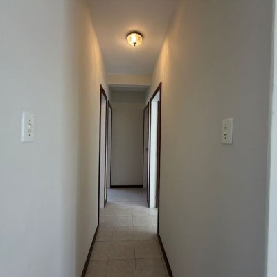 Apartamentos com 96m², 3 quartos (sendo 1 suíte), 1 garagem, no bairro Capoeiras em Florianópolis