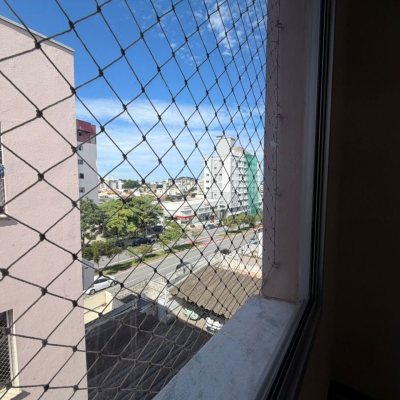 Apartamentos com 96m², 3 quartos (sendo 1 suíte), 1 garagem, no bairro Capoeiras em Florianópolis