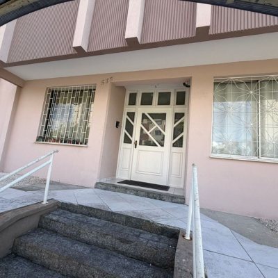 Apartamentos com 96m², 3 quartos (sendo 1 suíte), 1 garagem, no bairro Capoeiras em Florianópolis
