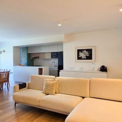 Apartamentos com 107m², 3 quartos (sendo 1 suíte), 2 garagens, no bairro Jurerê Internacional em Florianópolis