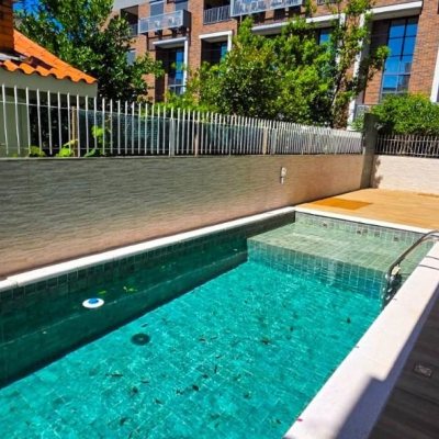 Apartamentos com 107m², 3 quartos (sendo 1 suíte), 2 garagens, no bairro Jurerê Internacional em Florianópolis