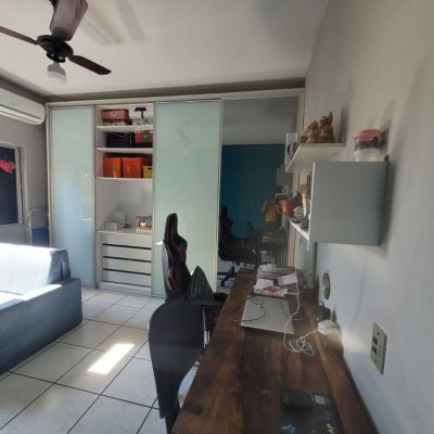 Terreno Comercial/Residencial com 555m², no bairro Coqueiros em Florianópolis