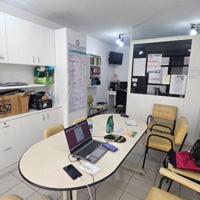 Sala com 32m², no bairro Centro em Florianópolis