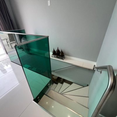Apartamentos com 280m², 4 quartos (sendo 4 suítes), 4 garagens, no bairro Canasvieiras em Florianópolis
