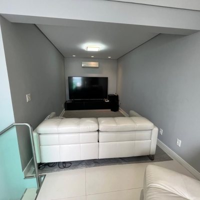 Apartamentos com 280m², 4 quartos (sendo 4 suítes), 4 garagens, no bairro Canasvieiras em Florianópolis