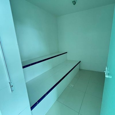 Apartamentos com 280m², 4 quartos (sendo 4 suítes), 4 garagens, no bairro Canasvieiras em Florianópolis