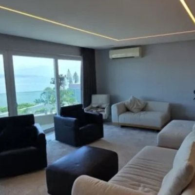 Apartamentos com 280m², 4 quartos (sendo 4 suítes), 4 garagens, no bairro Canasvieiras em Florianópolis