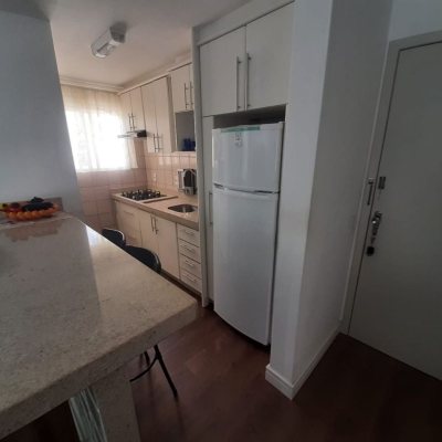 Apartamentos com 41m², 1 quarto, 1 garagem, no bairro Campinas em São José