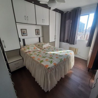 Apartamentos com 41m², 1 quarto, 1 garagem, no bairro Campinas em São José