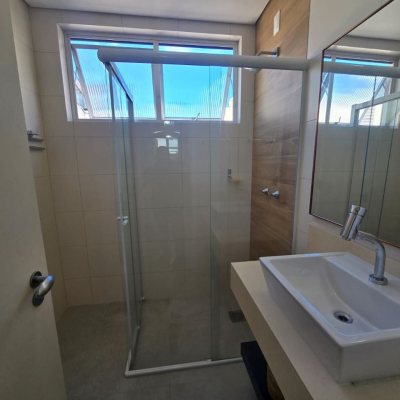 Apartamentos com 125m², 3 quartos (sendo 1 suíte), 1 garagem, no bairro Centro em Florianópolis