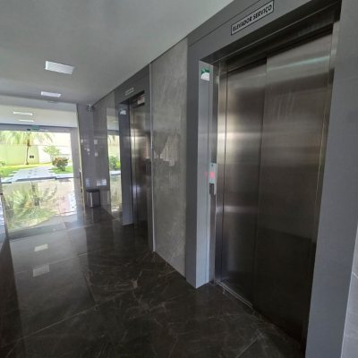 Apartamentos com 125m², 3 quartos (sendo 1 suíte), 1 garagem, no bairro Centro em Florianópolis