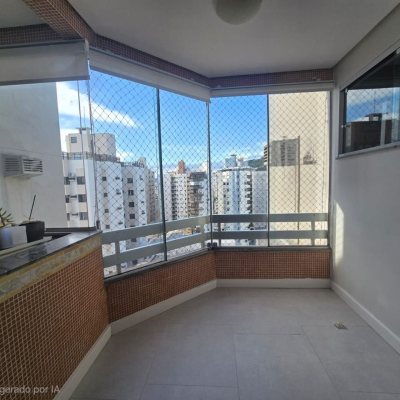 Apartamentos com 125m², 3 quartos (sendo 1 suíte), 1 garagem, no bairro Centro em Florianópolis