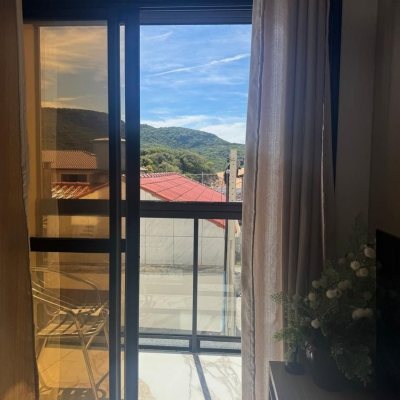 Apartamentos com 68m², 2 quartos (sendo 1 suíte), 1 garagem, no bairro Ingleses do Rio Vermelho em Florianópolis