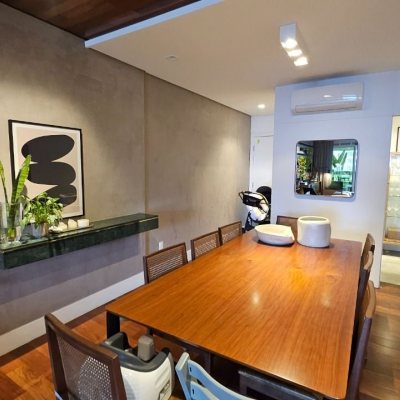 Apartamentos com 129m², 3 quartos (sendo 2 suítes), 2 garagens, no bairro Agronômica em Florianópolis