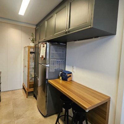 Apartamentos com 129m², 3 quartos (sendo 2 suítes), 2 garagens, no bairro Agronômica em Florianópolis