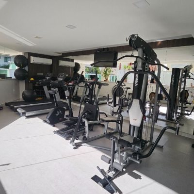 Apartamentos com 129m², 3 quartos (sendo 2 suítes), 2 garagens, no bairro Agronômica em Florianópolis