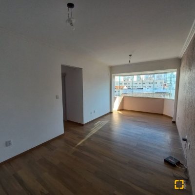 Apartamentos com 74m², 3 quartos, 1 garagem, no bairro Campinas em São José