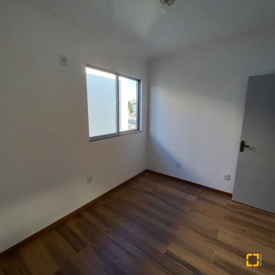 Apartamentos com 74m², 3 quartos, 1 garagem, no bairro Campinas em São José