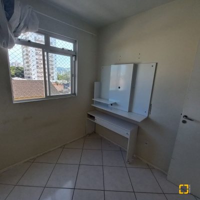 Apartamentos com 68m², 3 quartos, 1 garagem, no bairro Barreiros em São José