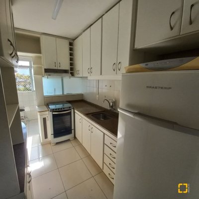 Apartamentos com 68m², 3 quartos, 1 garagem, no bairro Barreiros em São José