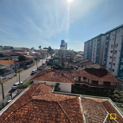 Apartamentos com 68m², 3 quartos, 1 garagem, no bairro Barreiros em São José