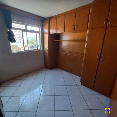 Apartamentos com 68m², 3 quartos, 1 garagem, no bairro Barreiros em São José