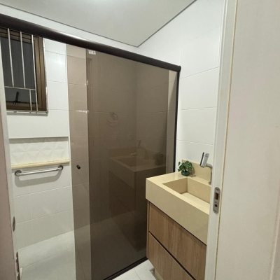 Apartamentos com 65m², 2 quartos (sendo 1 suíte), 1 garagem, no bairro Capoeiras em Florianópolis