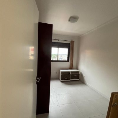 Apartamentos com 65m², 2 quartos (sendo 1 suíte), 1 garagem, no bairro Capoeiras em Florianópolis