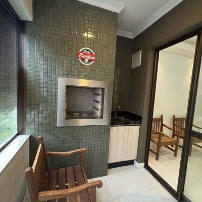Apartamentos com 65m², 2 quartos (sendo 1 suíte), 1 garagem, no bairro Capoeiras em Florianópolis
