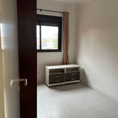 Apartamentos com 65m², 2 quartos (sendo 1 suíte), 1 garagem, no bairro Capoeiras em Florianópolis